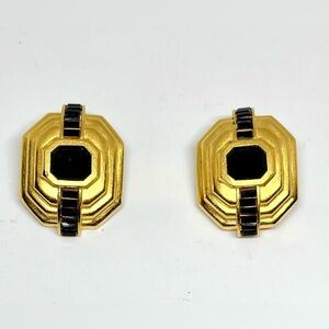 Vintage Diva Clip On Earrings